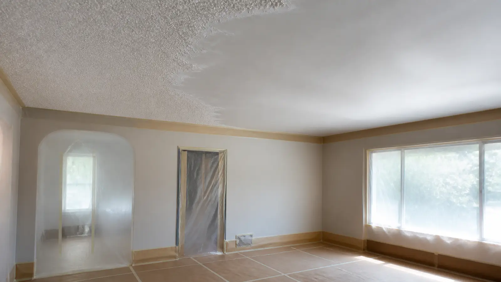 Protected room with a ceiling prepared for a smooth finish